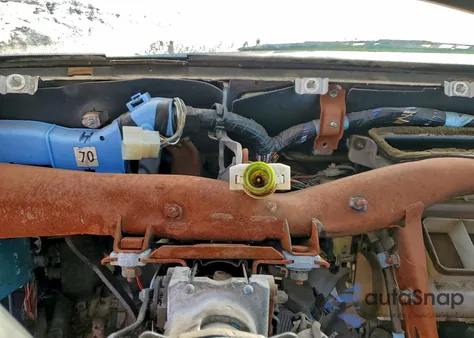 1986 Toyota Supra z USA, uszkodzony, nr VIN JT2MA70L7G0011355